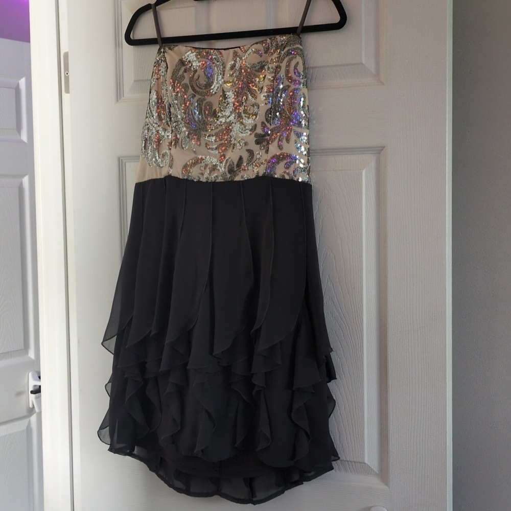 Le Chateau Dress